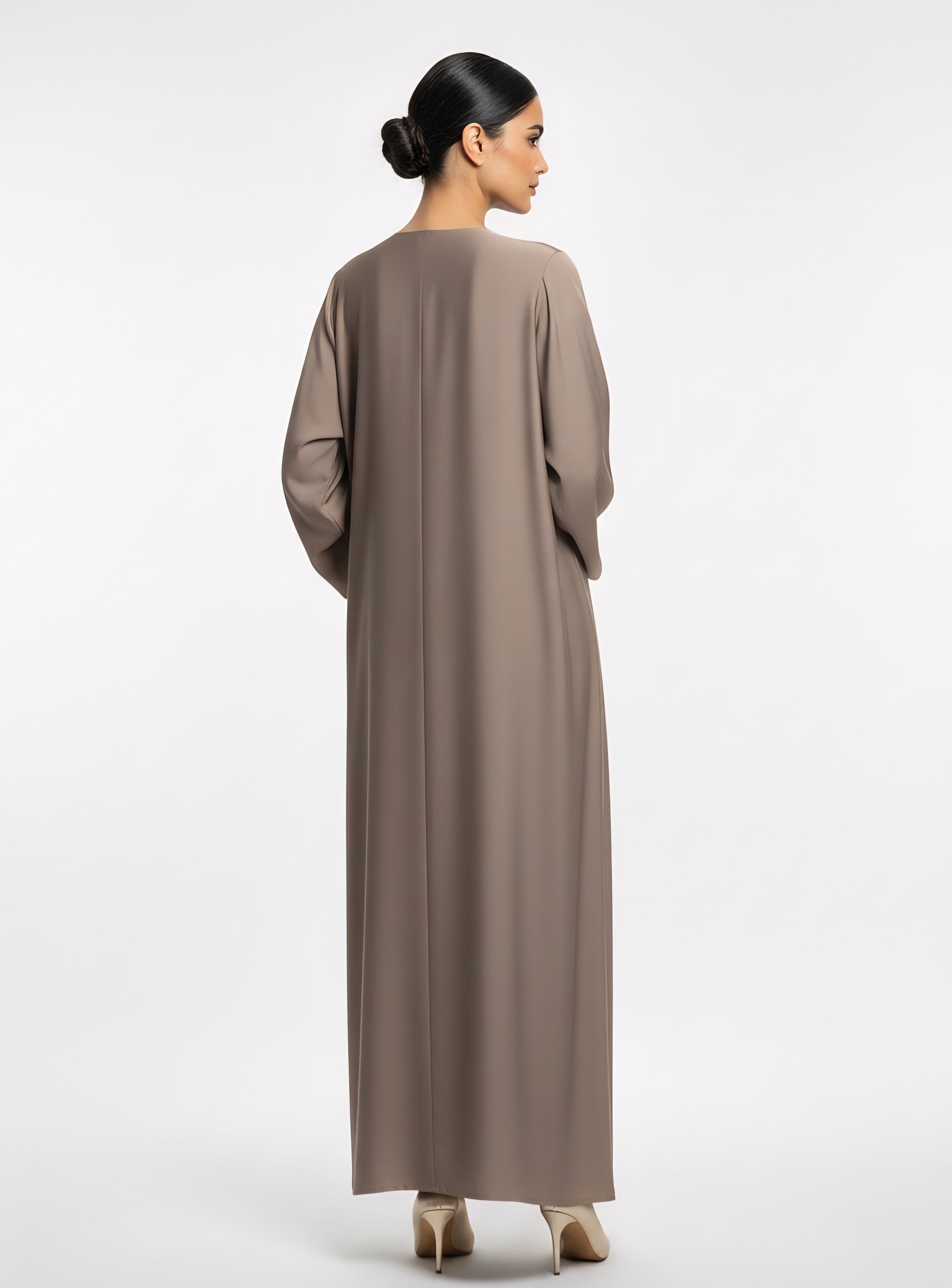 Taupe Chiffon Abaya – Elegant Closed Abaya with Pockets