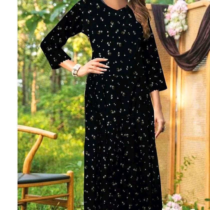 Elegant Floral Black